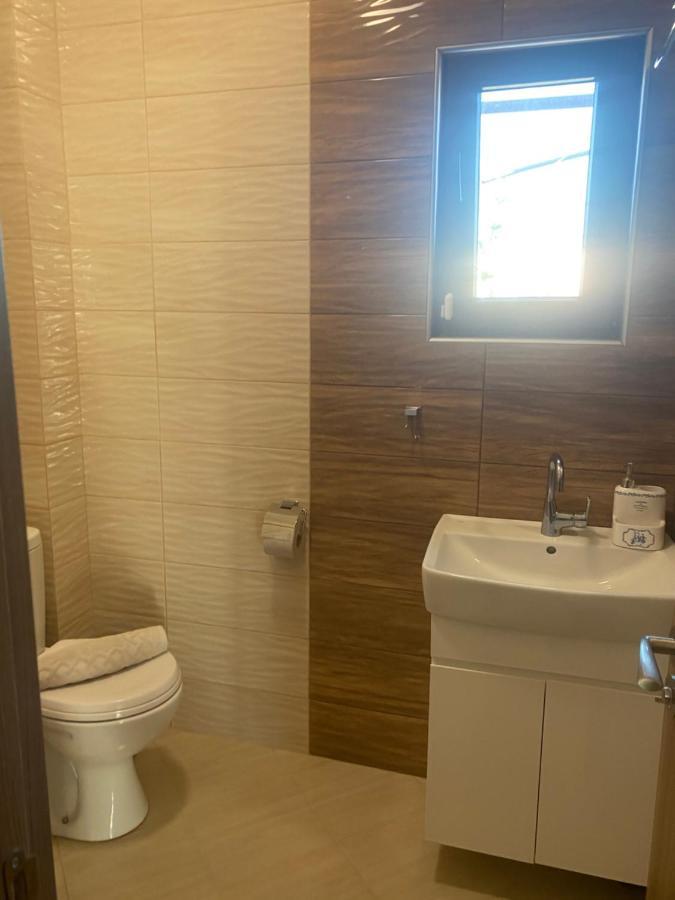 Guest House Costa 1 Karianí Dış mekan fotoğraf