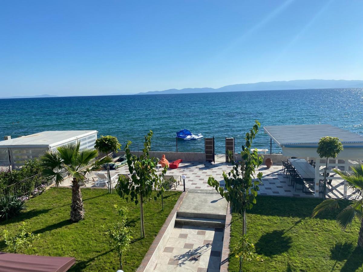 Guest House Costa 1 Karianí Dış mekan fotoğraf